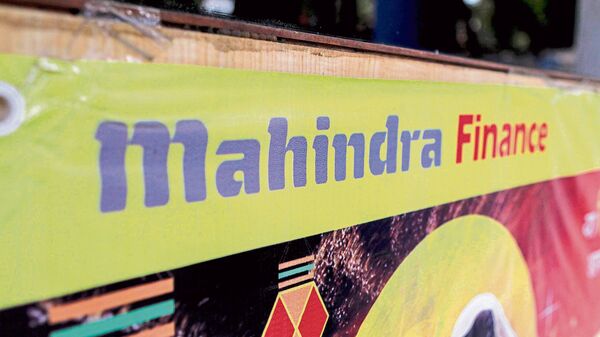 Mahindra Finance Share Price